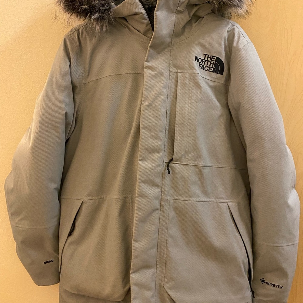 The North Face Ski Men’s Jacket-size Small